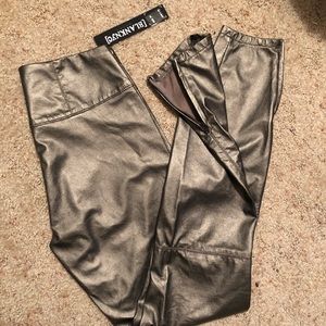 Vegan-Leather leggings ✨